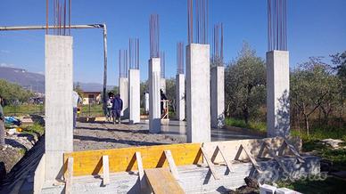 Terreno con fabbricato civile abitazione