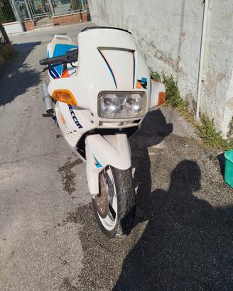 Moto cagiva c12