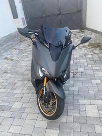 Tmax 560