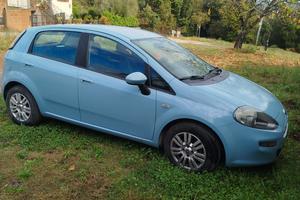 Fiat Punto EVO 1.3 MJT anno 2014 - NEOPATENTATI
