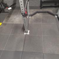 mattonelle antitrauma e porta dischi 