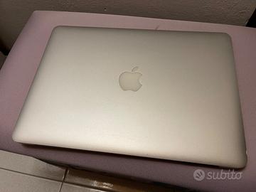 MacBook Air 13” 2013 – Batteria con 3 cicli