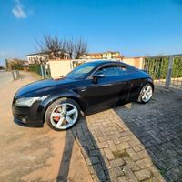 Audi  TT a GPL 2000Tfsi S line 200cv bellissim