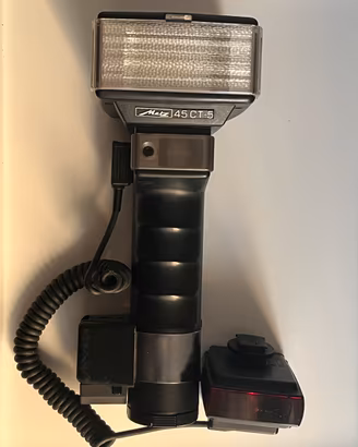 Flash Metz  45+SCA 500 C + SCA 346/2 AF per Nikon