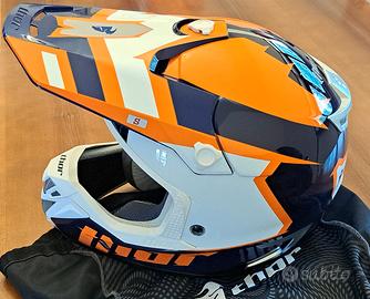 casco cross-enduro THOR mod.Verge Scendit in fibra