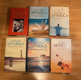 Sei libri di Nicholas Sparks come in descrizione.