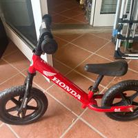 Bici Honda Strider senza pedali