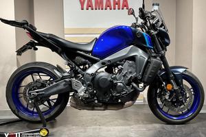 Yamaha MT-09 Race blu / Matt grey