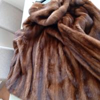 pelliccia di visone Demi Buff con cappuccio 