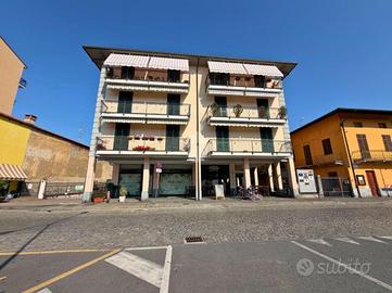 4 LOCALI A SANTHIÀ