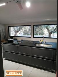 Isola cucina Snaidero Frame laccata 104x256