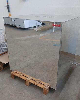 espositore Kartell