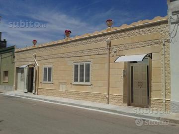 Abitazione 280 mq a 5 km dal mare