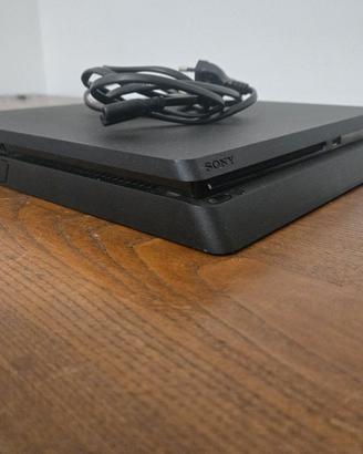 PS4 Slim 1TB e Monitor 24' 60Hz