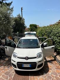 panda hibrid van 4 posti