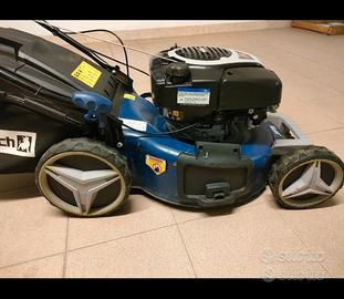 Rasaerba semiprofessionale trazionato