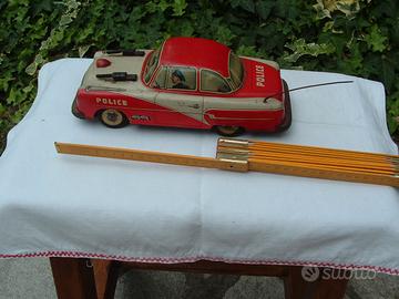 macchina della polizia - giocattolo di latta -