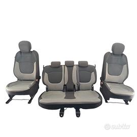 Tappezzeria Renault Captur 1.5 Diesel del 2016