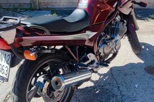 Yamaha 600