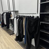 Arredamento negozio abbigliamento