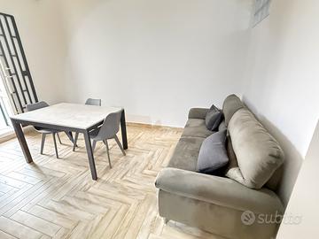 Appartamento ristrutturato e arredato con terrazzo