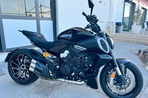 Ducati DIAVEL V4