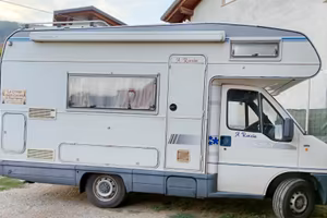 Camper Mobilvetta  di circa 30 anni, 127.000 km