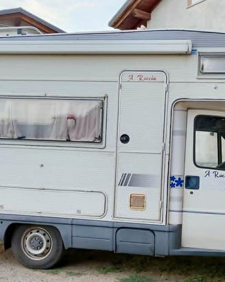 Camper Mobilvetta  di circa 30 anni, 127.000 km