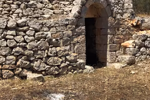 Trullo Autentico tra Ulivi Secolari - Salento
