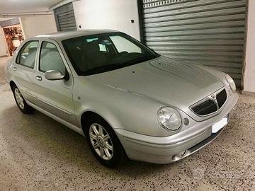 Lancia Lybra