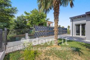 Villa di 120 m² con 3 locali e box auto a Curtarol