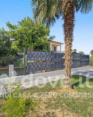 Villa di 120 m² con 3 locali e box auto a Curtarol
