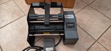 Applicatore Etichette Semiautomatico