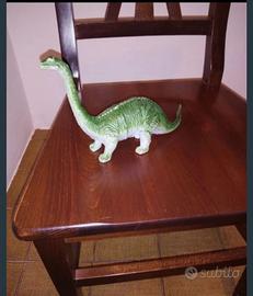 Dinosauro a collo lungo 