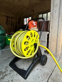 Tubo irrigazione giardino