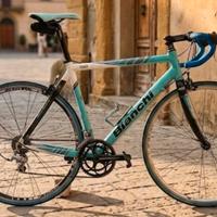 bicicletta da corsa bianchi
