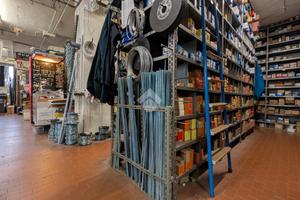 MAGAZZINO A NOVI LIGURE