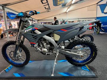 TM Racing EN 300 2026 4 T