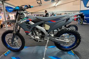 TM Racing EN 300 2026 4 T