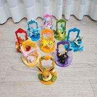 Action Figure Eevee e su fasi evolutive