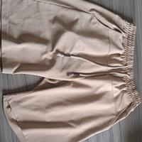 pantaloncini marroni