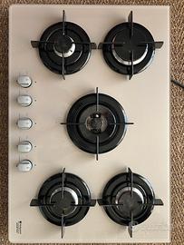 Piano cottura 5 fuochi a gas Ariston