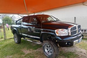 Dodge RAM 2500  5.7 Hemi Laramie