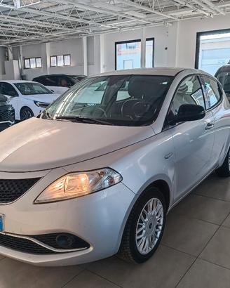 Lancia Ypsilon 5 Porte Ypsilon 1.2 Gold 69cv