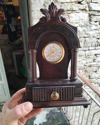 orologio antico con cassetto 