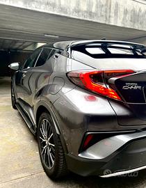 Toyota c-hr full optional