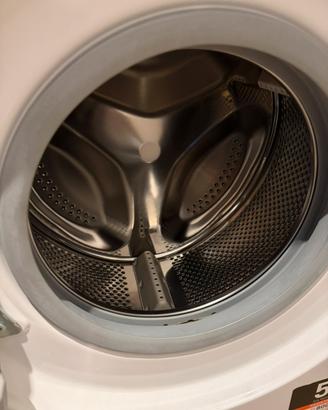 Lavatrice Indesit Slim Innex push and go.