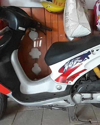 Scooter Honda x8r