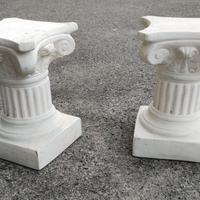 COPPIA COLONNE CAPITELLO IONICO IN GESSO PATINATO