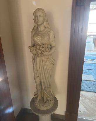 Scultura in marmo statuario